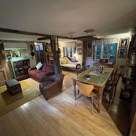 Remarkable Boultons Barn With Hot Tub نيوتن أبوت المظهر الخارجي الصورة