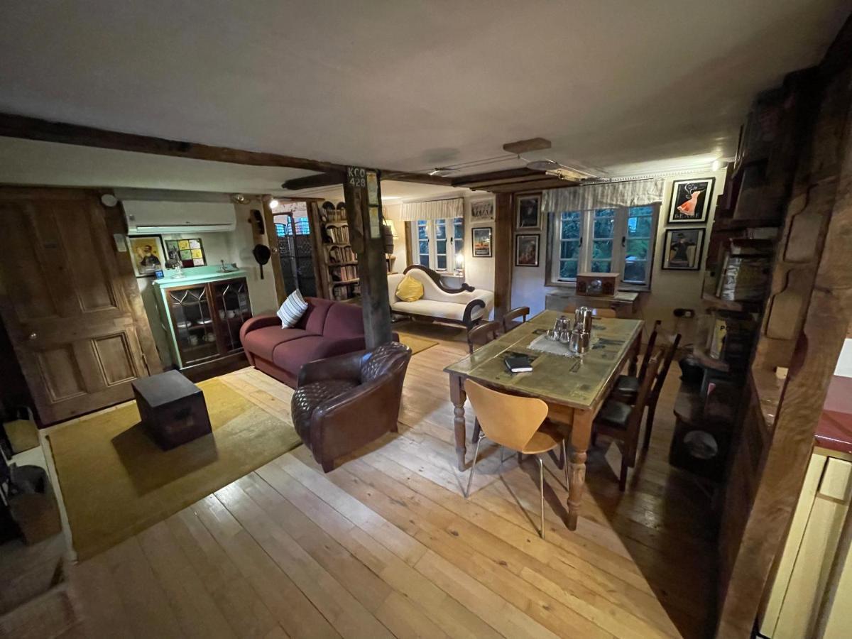 Remarkable Boultons Barn With Hot Tub نيوتن أبوت المظهر الخارجي الصورة