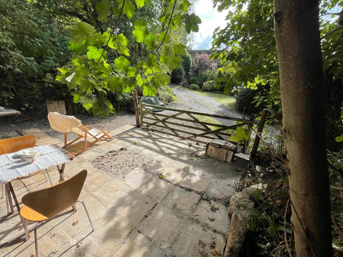 Remarkable Boultons Barn With Hot Tub نيوتن أبوت المظهر الخارجي الصورة